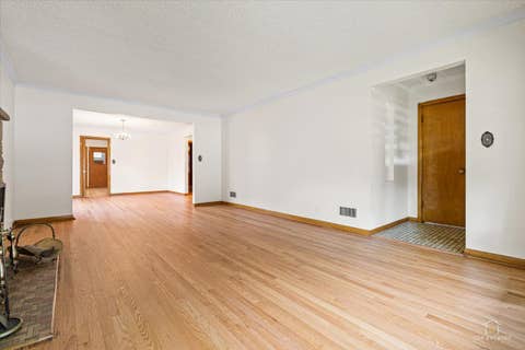 Tiny photo for 9253 S Sacramento Avenue, Evergreen Park, IL 60805 (MLS # 12693518)