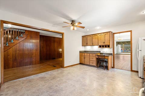 Tiny photo for 9253 S Sacramento Avenue, Evergreen Park, IL 60805 (MLS # 12693518)