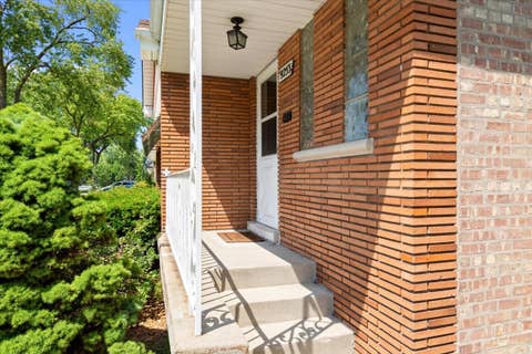 Tiny photo for 9253 S Sacramento Avenue, Evergreen Park, IL 60805 (MLS # 12693518)