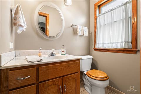Tiny photo for 9253 S Sacramento Avenue, Evergreen Park, IL 60805 (MLS # 12693518)