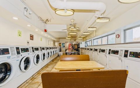 Tiny photo for 6171 N Sheridan Road #2202, Chicago, IL 60660 (MLS # 12425234)