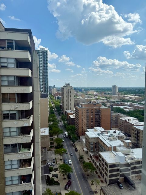 Tiny photo for 6171 N Sheridan Road #2202, Chicago, IL 60660 (MLS # 12425234)