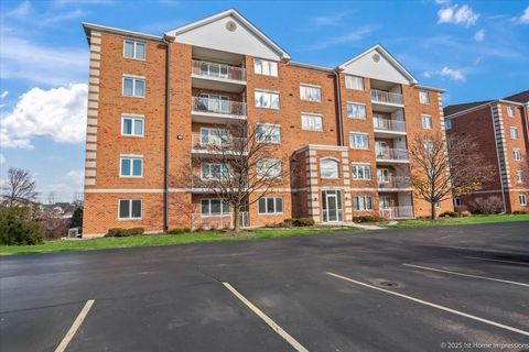 Photo of 5520 W 115TH Street #101, Oak Lawn, IL 60453 (MLS # 12525157)