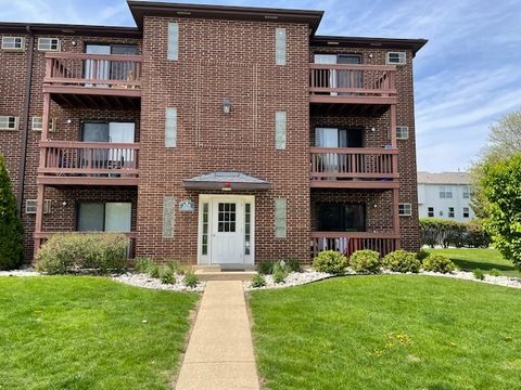 1110 Cedar Street 1B Glendale Heights IL 60139