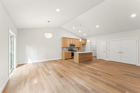 Tiny photo for 2015 Cureton Drive #A, Urbana, IL 61801 (MLS # 12503257)