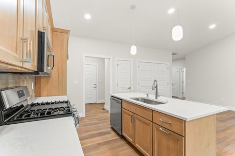 Tiny photo for 2015 Cureton Drive #A, Urbana, IL 61801 (MLS # 12503257)