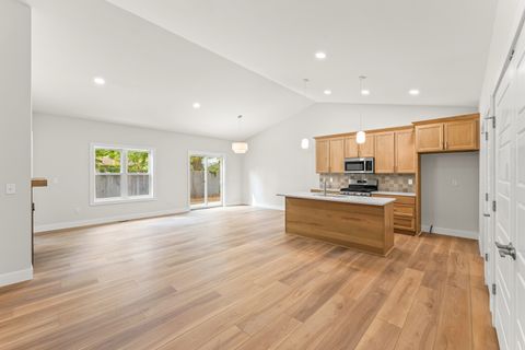 Tiny photo for 2015 Cureton Drive #A, Urbana, IL 61801 (MLS # 12503257)