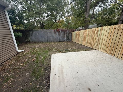 Tiny photo for 2015 Cureton Drive #A, Urbana, IL 61801 (MLS # 12503257)