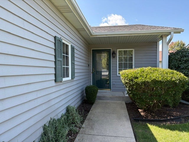 32 S Juniper Drive