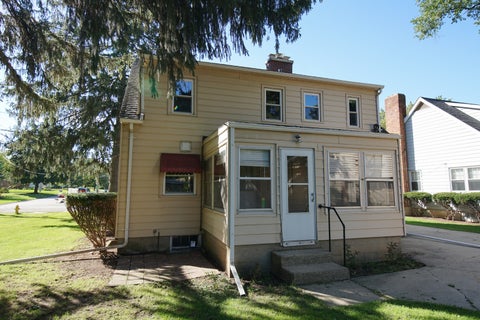 Tiny photo for 32 S College Street, Batavia, IL 60510 (MLS # 12777013)