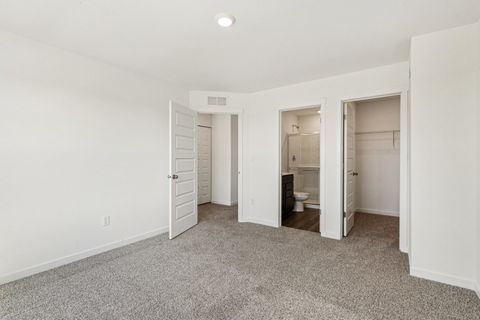 Tiny photo for 1405 Oakfield Lane, Pingree Grove, IL 60140 (MLS # 12502489)