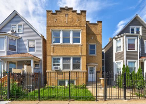 2016 N Kilbourn Avenue Chicago IL 60639