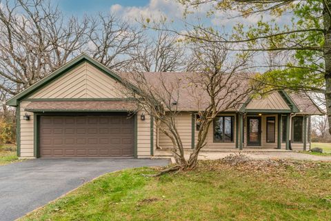 Photo of 14718 Marengo Road, Union, IL 60180 (MLS # 12524340)