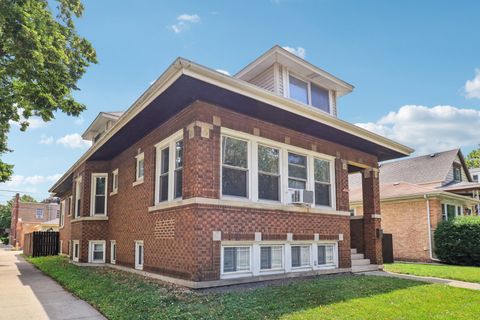 Tiny photo for 1301 Oak Park Avenue, Berwyn, IL 60402 (MLS # 12427127)