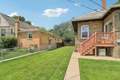 Tiny photo for 1301 Oak Park Avenue, Berwyn, IL 60402 (MLS # 12427127)