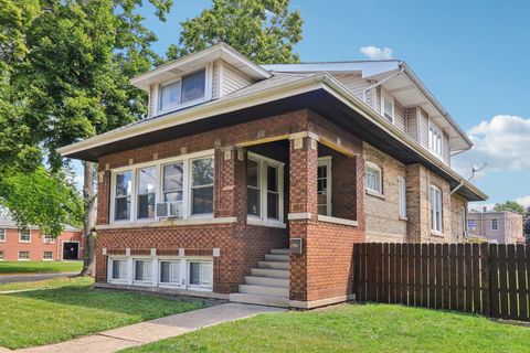 Tiny photo for 1301 Oak Park Avenue, Berwyn, IL 60402 (MLS # 12427127)