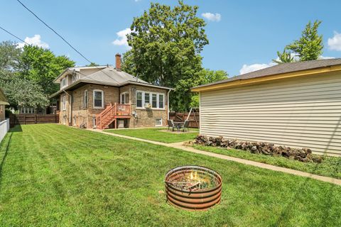 Tiny photo for 1301 Oak Park Avenue, Berwyn, IL 60402 (MLS # 12427127)