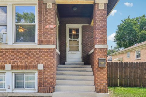 Tiny photo for 1301 Oak Park Avenue, Berwyn, IL 60402 (MLS # 12427127)