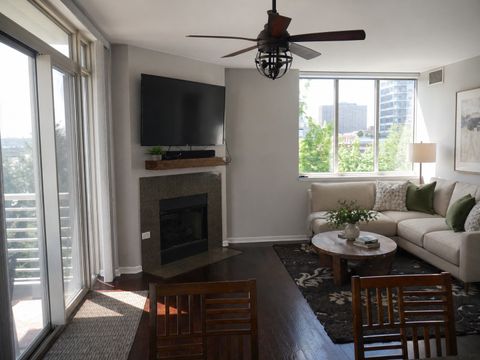 Tiny photo for Chicago, IL 60605 (MLS # 12589562)
