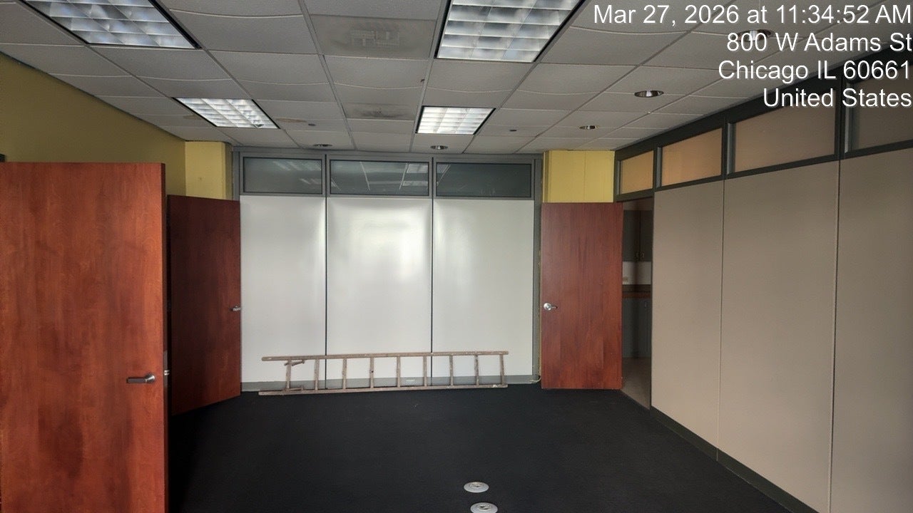 801 W Adams Street 600