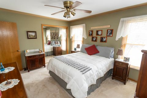 Tiny photo for 332 Byron Avenue, Bloomingdale, IL 60108 (MLS # 12607022)