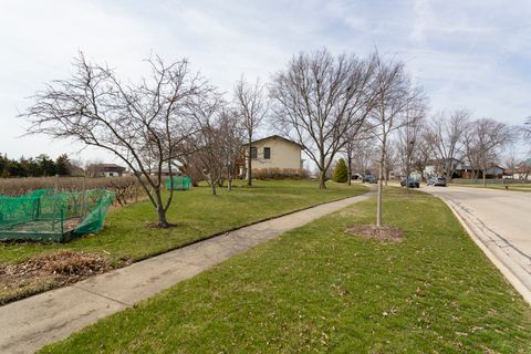 Tiny photo for 332 Byron Avenue, Bloomingdale, IL 60108 (MLS # 12607022)