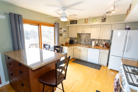 Tiny photo for 332 Byron Avenue, Bloomingdale, IL 60108 (MLS # 12607022)