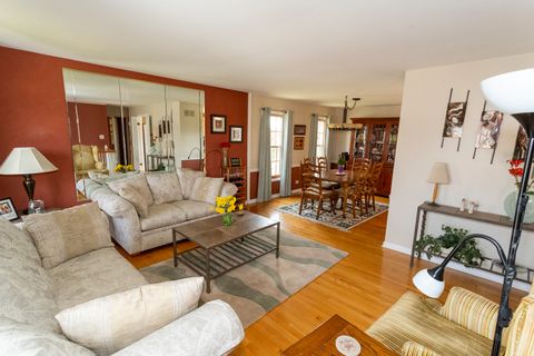 Tiny photo for 332 Byron Avenue, Bloomingdale, IL 60108 (MLS # 12607022)