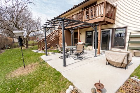 Tiny photo for 332 Byron Avenue, Bloomingdale, IL 60108 (MLS # 12607022)