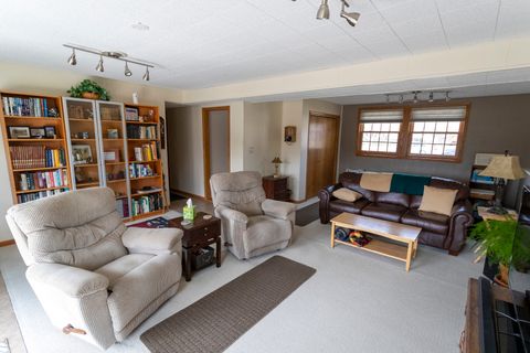 Tiny photo for 332 Byron Avenue, Bloomingdale, IL 60108 (MLS # 12607022)