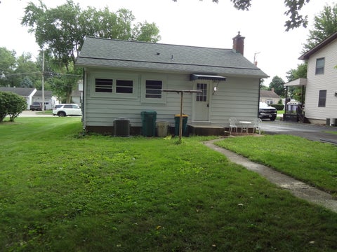 Tiny photo for 379 E Lincoln Street, Sycamore, IL 60178 (MLS # 12745886)
