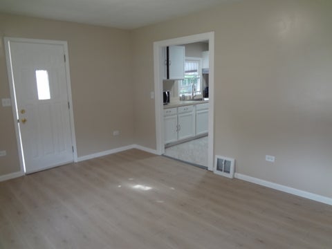Tiny photo for 379 E Lincoln Street, Sycamore, IL 60178 (MLS # 12745886)