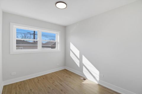 Tiny photo for 6721 W 63rd Street, Chicago, IL 60638 (MLS # 12575573)