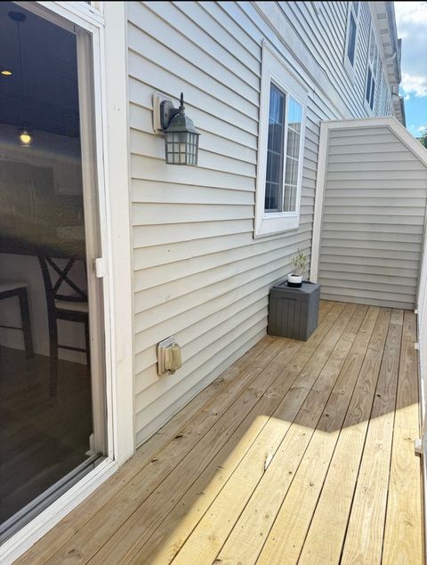 Tiny photo for 1458 Deer Pointe Drive, South Elgin, IL 60177 (MLS # 12454981)