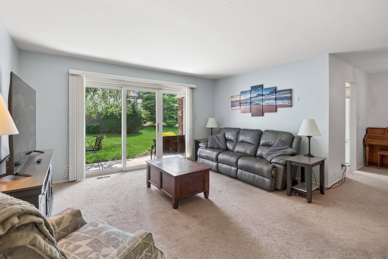 1391 STRATFORD Drive 1391