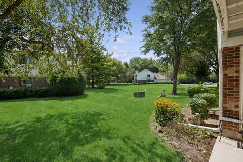 Tiny photo for 1391 STRATFORD Drive #1391, Gurnee, IL 60031 (MLS # 12736896)