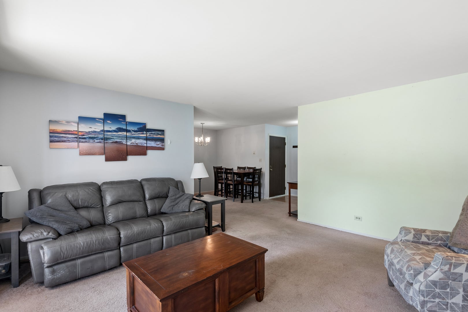 1391 STRATFORD Drive 1391