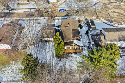 Tiny photo for 183 Brookside Drive, Elgin, IL 60123 (MLS # 12539230)