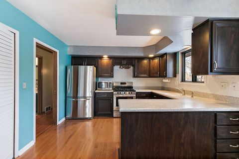 Tiny photo for 183 Brookside Drive, Elgin, IL 60123 (MLS # 12539230)