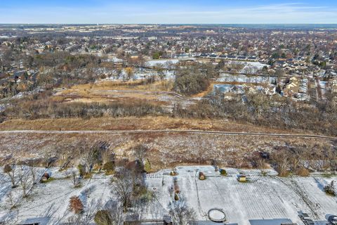 Tiny photo for 183 Brookside Drive, Elgin, IL 60123 (MLS # 12539230)