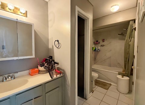 Tiny photo for 5511 W Cal Sag Road, Alsip, IL 60803 (MLS # 12643017)