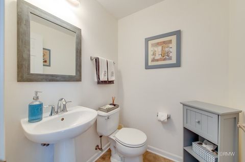 Tiny photo for Wood Dale, IL 60191 (MLS # 12623298)