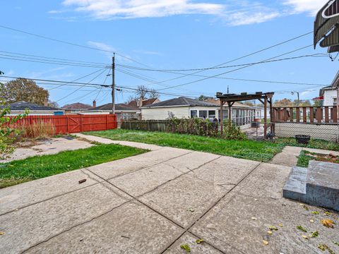 Tiny photo for 10737 S Emerald Avenue, Chicago, IL 60628 (MLS # 12512901)