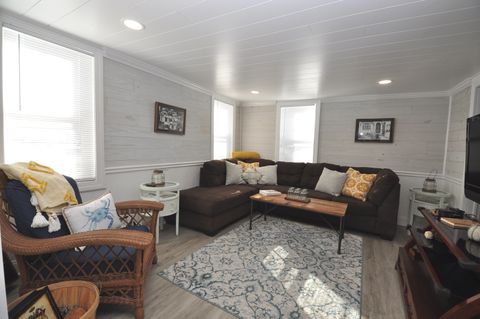 Tiny photo for 5724 Milwaukee Avenue, Richmond, IL 60071 (MLS # 12501834)