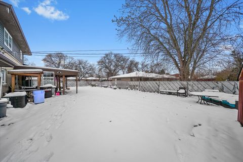 Tiny photo for 17702 Bernadine Street, Lansing, IL 60438 (MLS # 12530602)