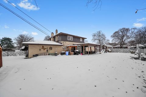 Tiny photo for 17702 Bernadine Street, Lansing, IL 60438 (MLS # 12530602)