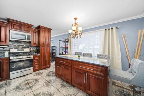 Tiny photo for 17702 Bernadine Street, Lansing, IL 60438 (MLS # 12530602)