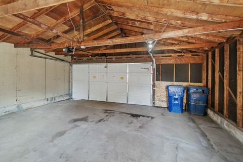 Tiny photo for 14129 S Hoxie Avenue, Burnham, IL 60633 (MLS # 12604066)