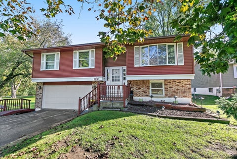 Photo of 122 Indian Trail, Lake In The Hills, IL 60156 (MLS # 12788593)