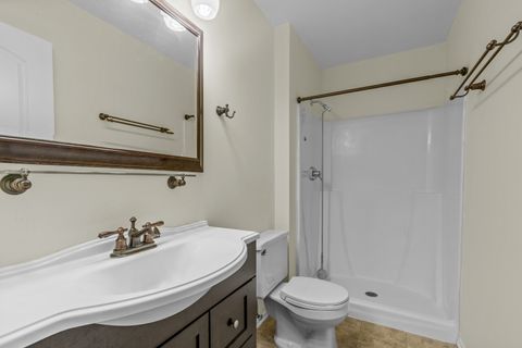 Tiny photo for 720 WEIDNER Road #302, Buffalo Grove, IL 60089 (MLS # 12503866)